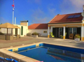 4 Persoons Woning met Zwembad. Rustig gelegen.